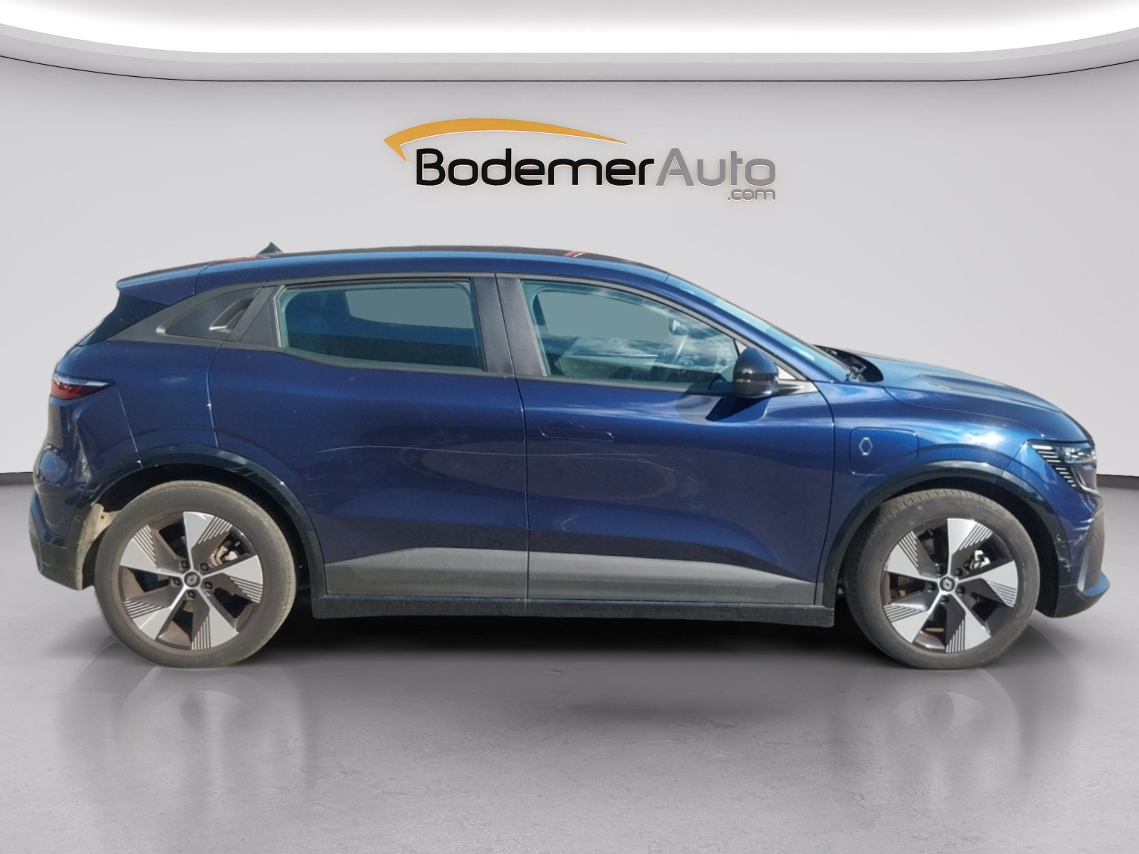 Vente en ligne Renault Megane E-Tech  EV60 220 ch super charge au prix de 25 690 €