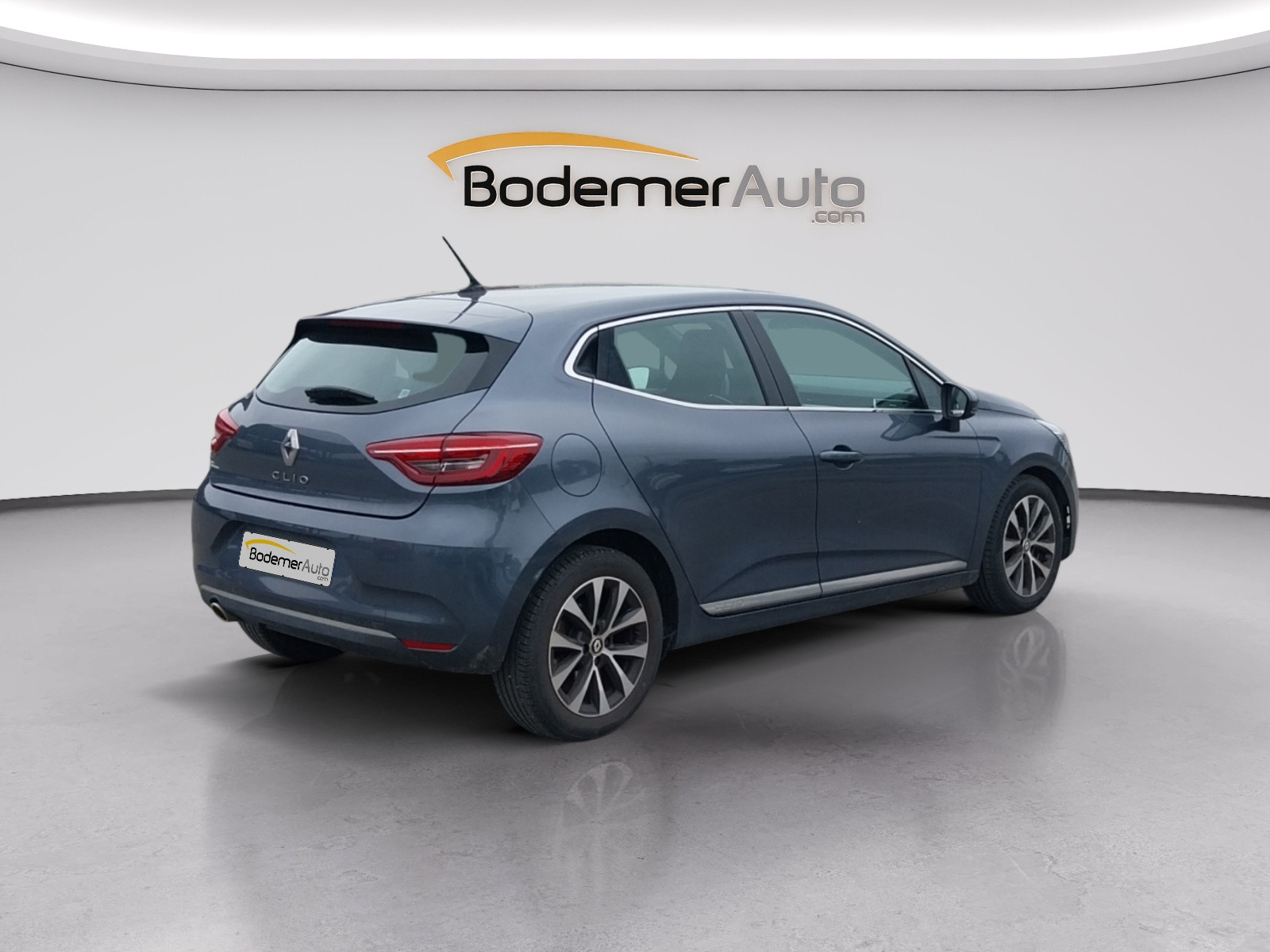 Vente en ligne Renault Clio 5 Clio TCe 90 - 21N au prix de 14 190 €