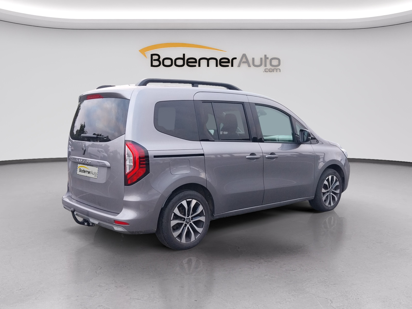 Vente en ligne Renault Kangoo  Blue dCi 115 auto GSR2 au prix de 26 990 €