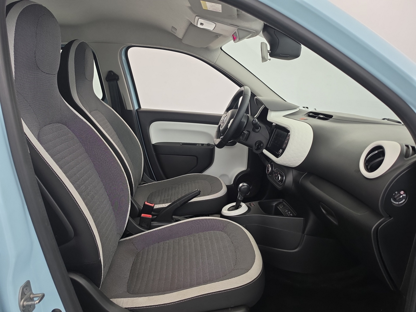 Vente en ligne Renault Twingo Electrique Twingo III E-Tech au prix de 12 790 €