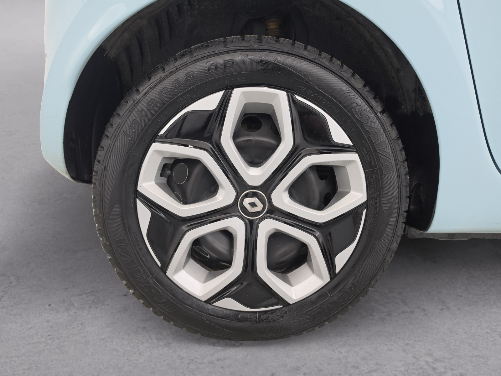 Vente en ligne Renault Twingo Electrique Twingo III E-Tech au prix de 12 790 €