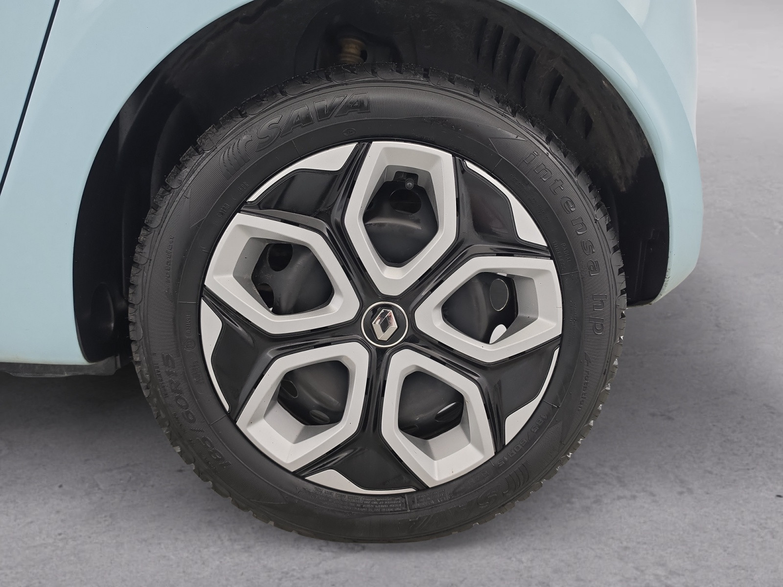 Vente en ligne Renault Twingo Electrique Twingo III E-Tech au prix de 12 790 €