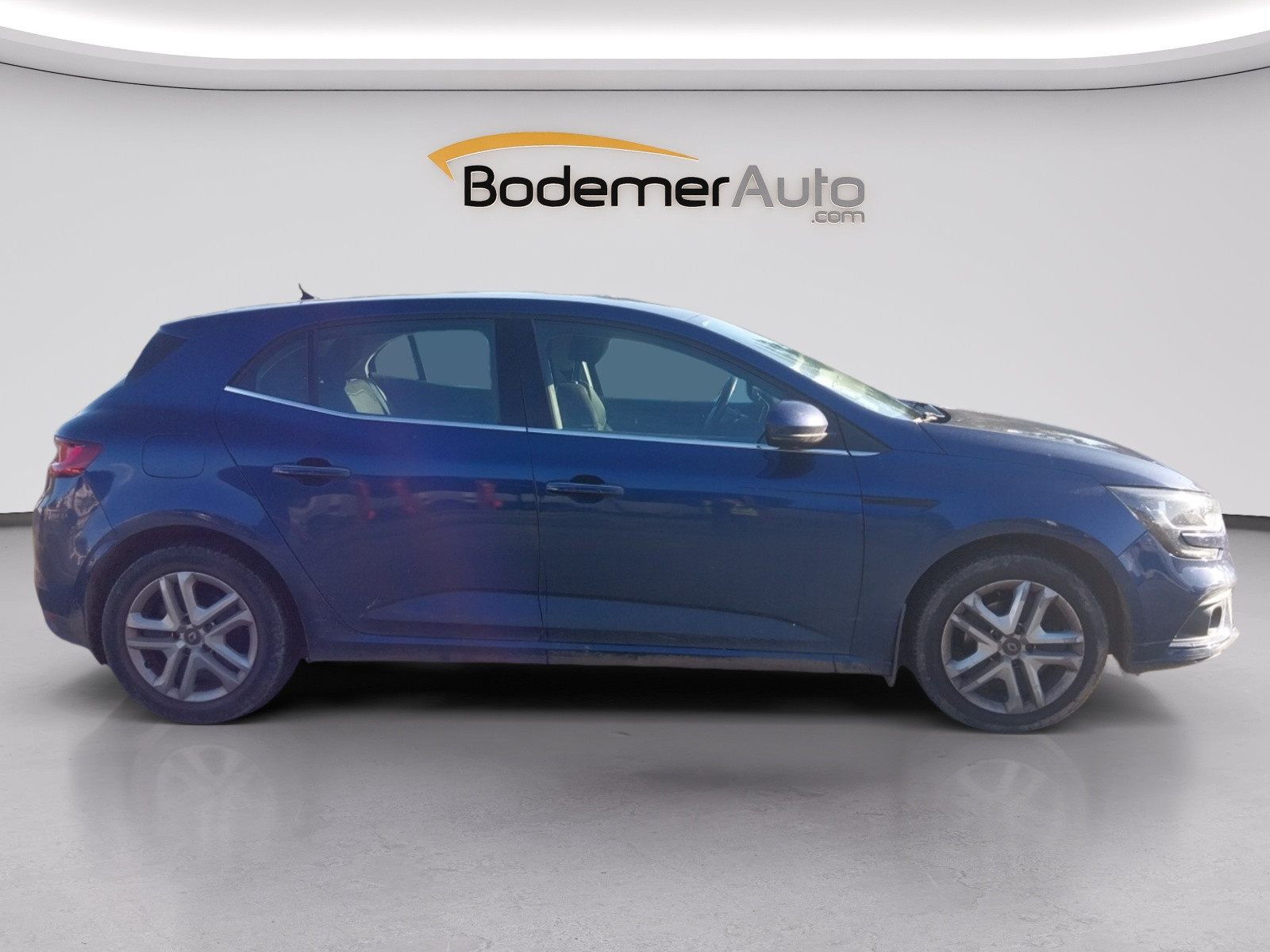 Vente en ligne Renault Megane 4 Mégane IV Berline dCi 90 Energy au prix de 10 990 €