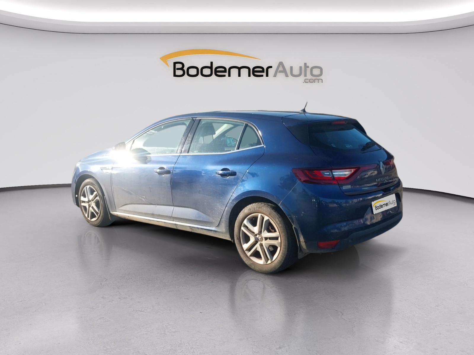 Vente en ligne Renault Megane 4 Mégane IV Berline dCi 90 Energy au prix de 10 990 €