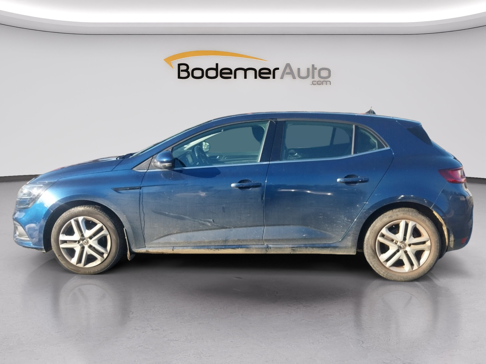 Vente en ligne Renault Megane 4 Mégane IV Berline dCi 90 Energy au prix de 10 990 €