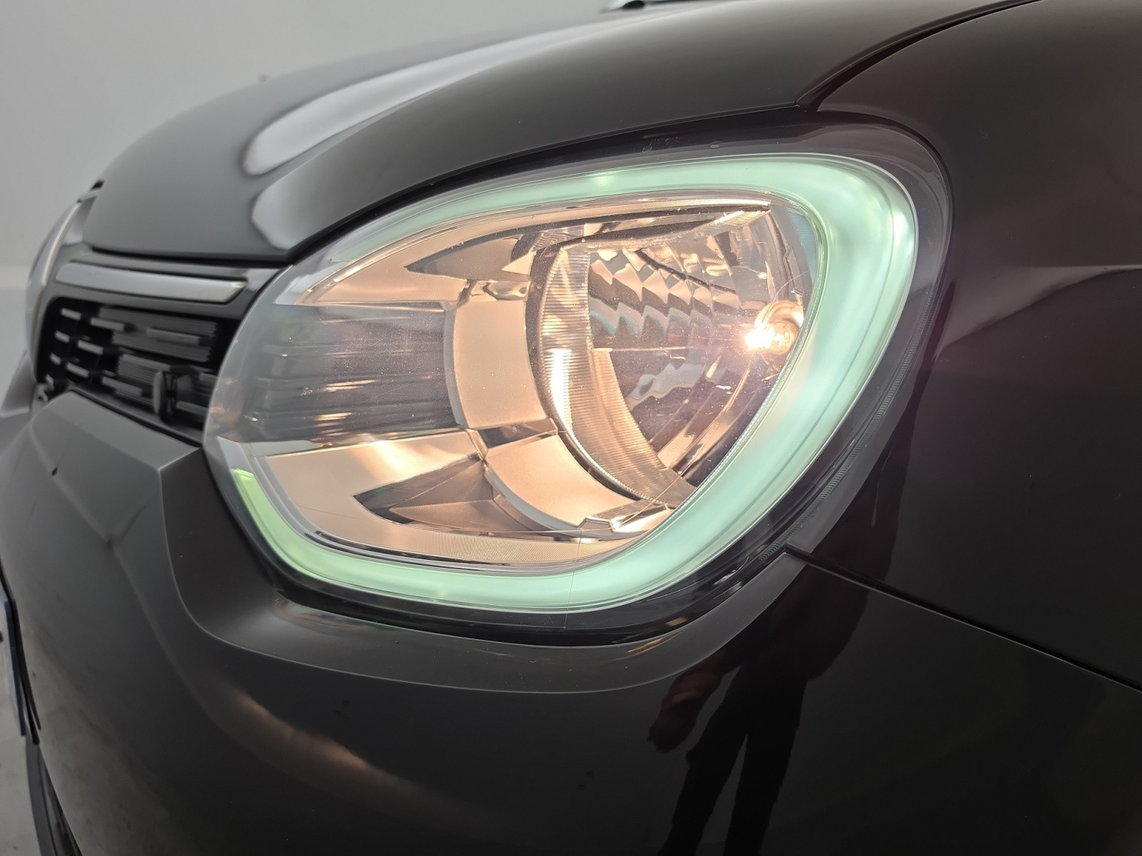 Vente en ligne Renault Twingo Electrique Twingo III E-Tech au prix de 12 590 €