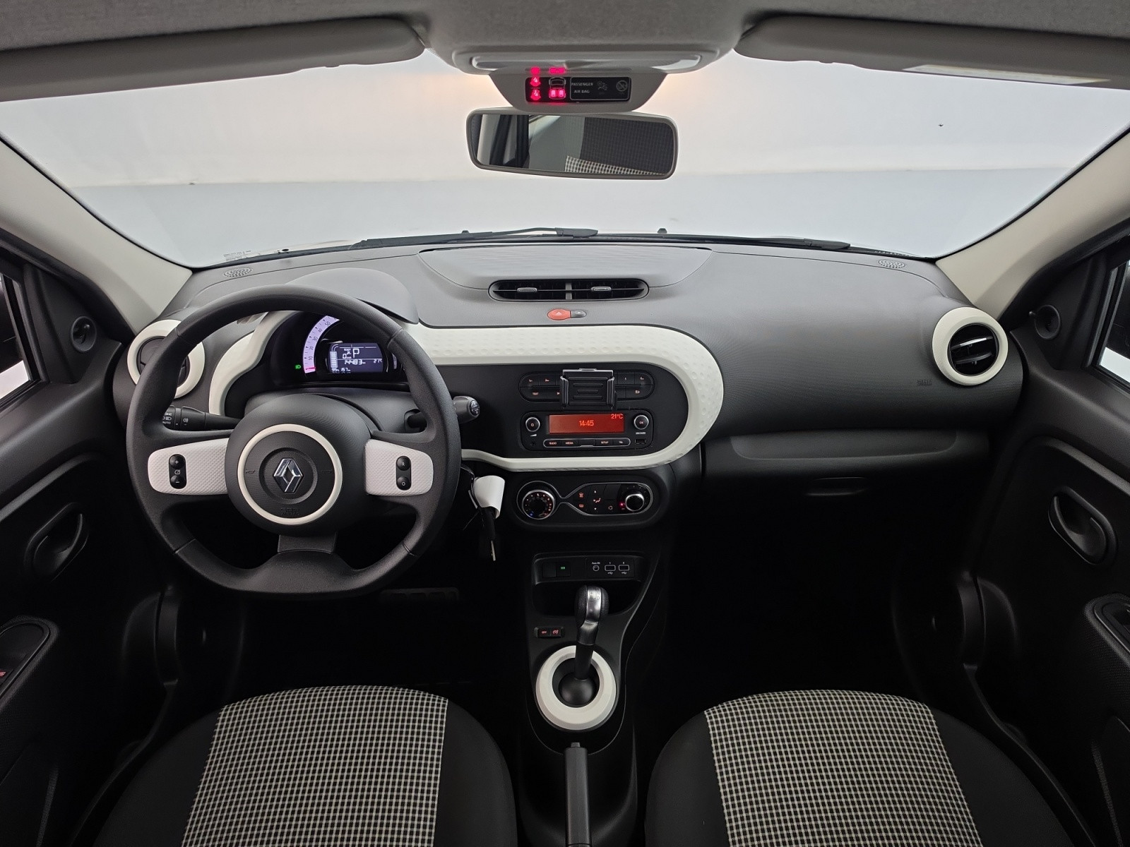 Vente en ligne Renault Twingo Electrique Twingo III E-Tech au prix de 12 590 €