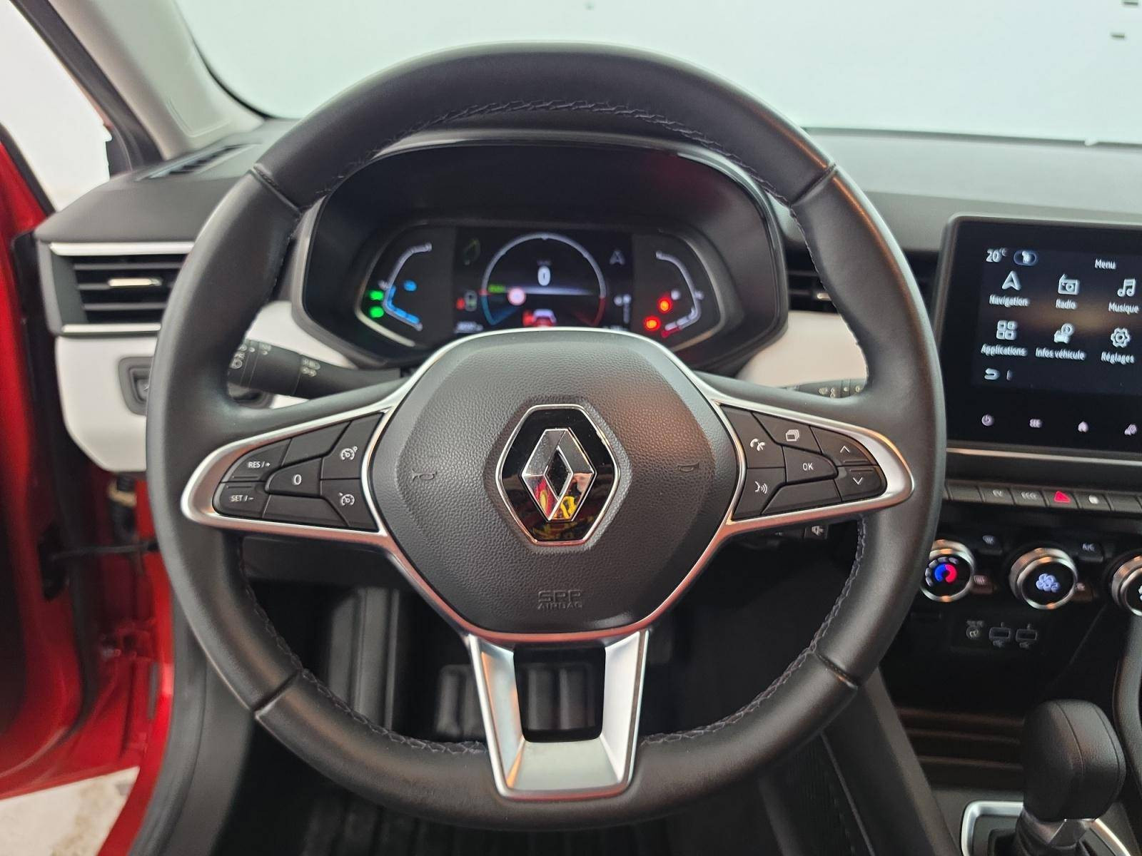 Vente en ligne Renault Clio 5 Clio E-Tech full hybrid 145 au prix de 15 690 €