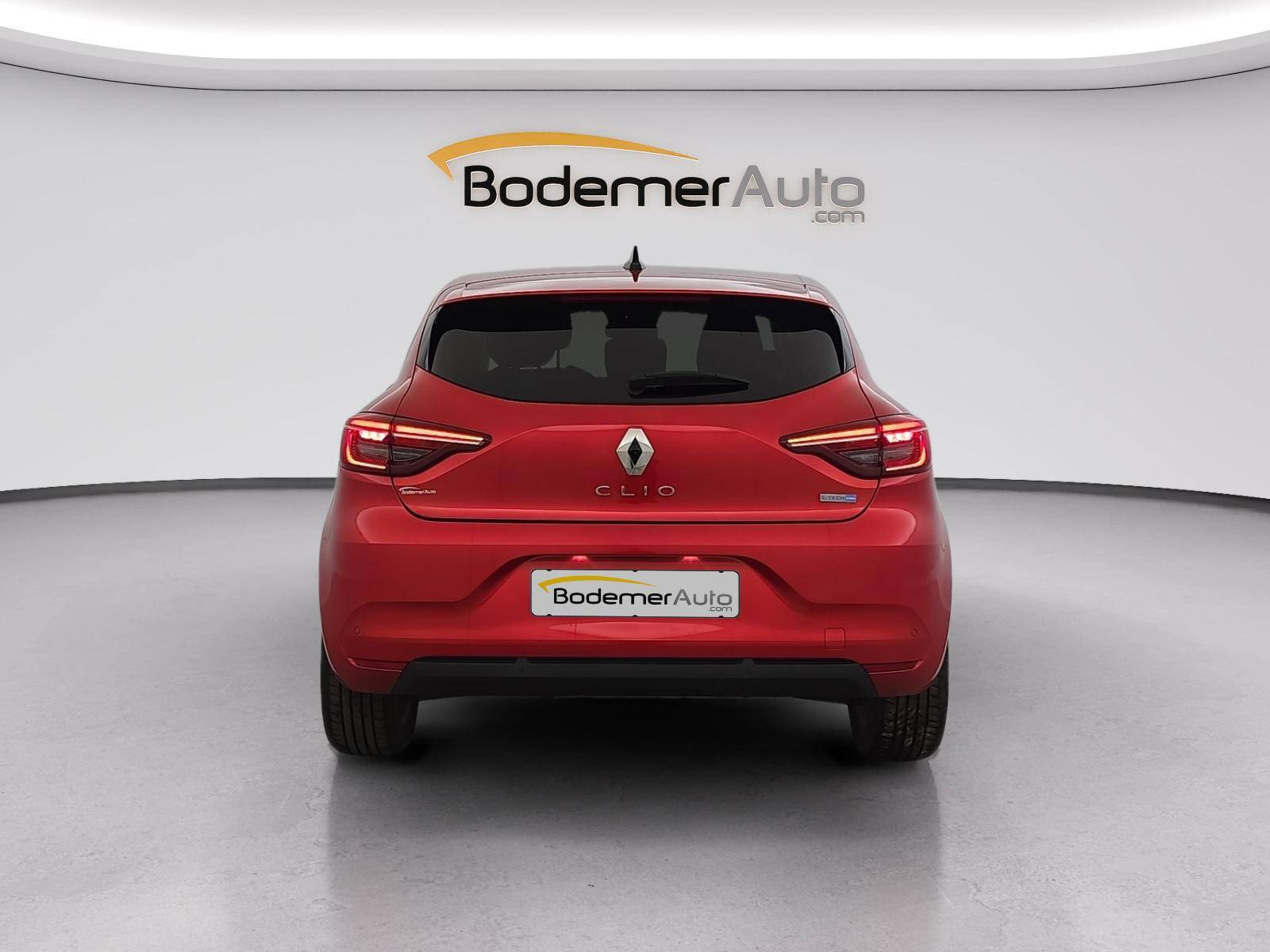 Vente en ligne Renault Clio 5 Clio E-Tech full hybrid 145 au prix de 15 690 €
