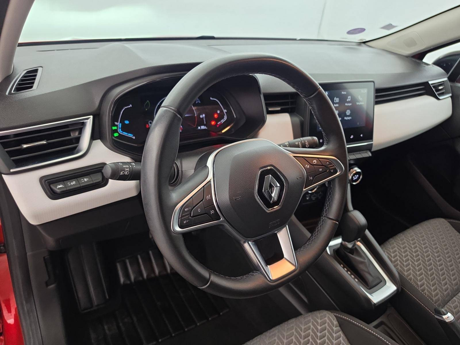 Vente en ligne Renault Clio 5 Clio E-Tech full hybrid 145 au prix de 15 690 €