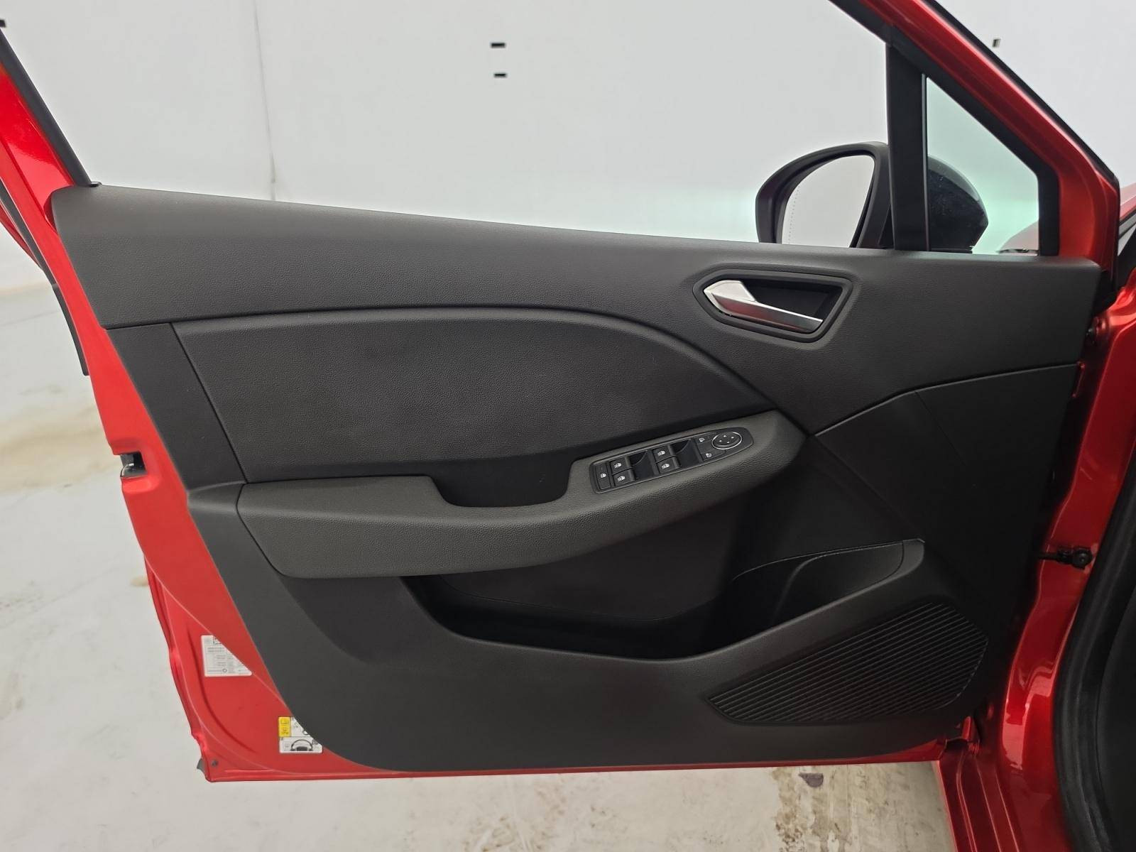 Vente en ligne Renault Clio 5 Clio E-Tech full hybrid 145 au prix de 15 690 €