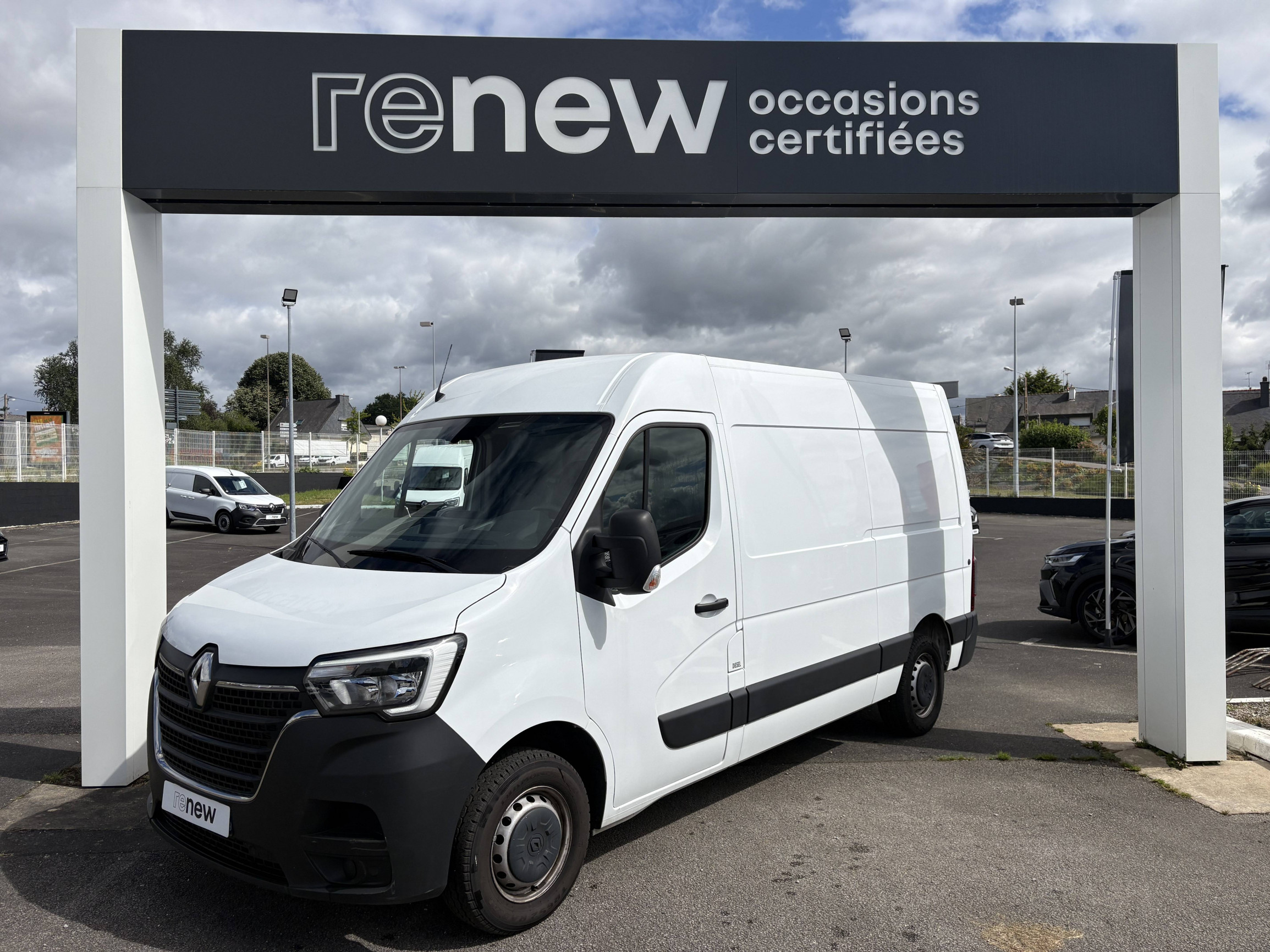 Renault Master Fourgon MASTER FGN TRAC F3500 L2H2 BLUE DCI 135 occasion de 2023 en vente à Loudéac