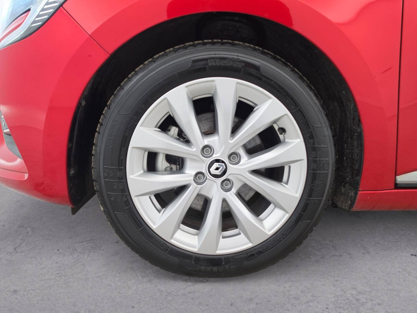 Vente en ligne Renault Clio 5 Clio E-Tech full hybrid 145 au prix de 15 690 €