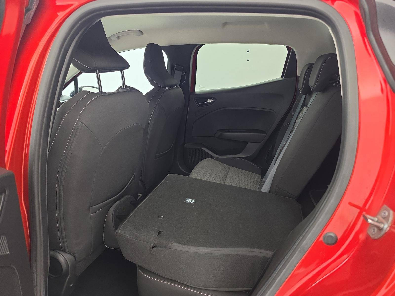 Vente en ligne Renault Clio 5 Clio E-Tech full hybrid 145 au prix de 15 690 €