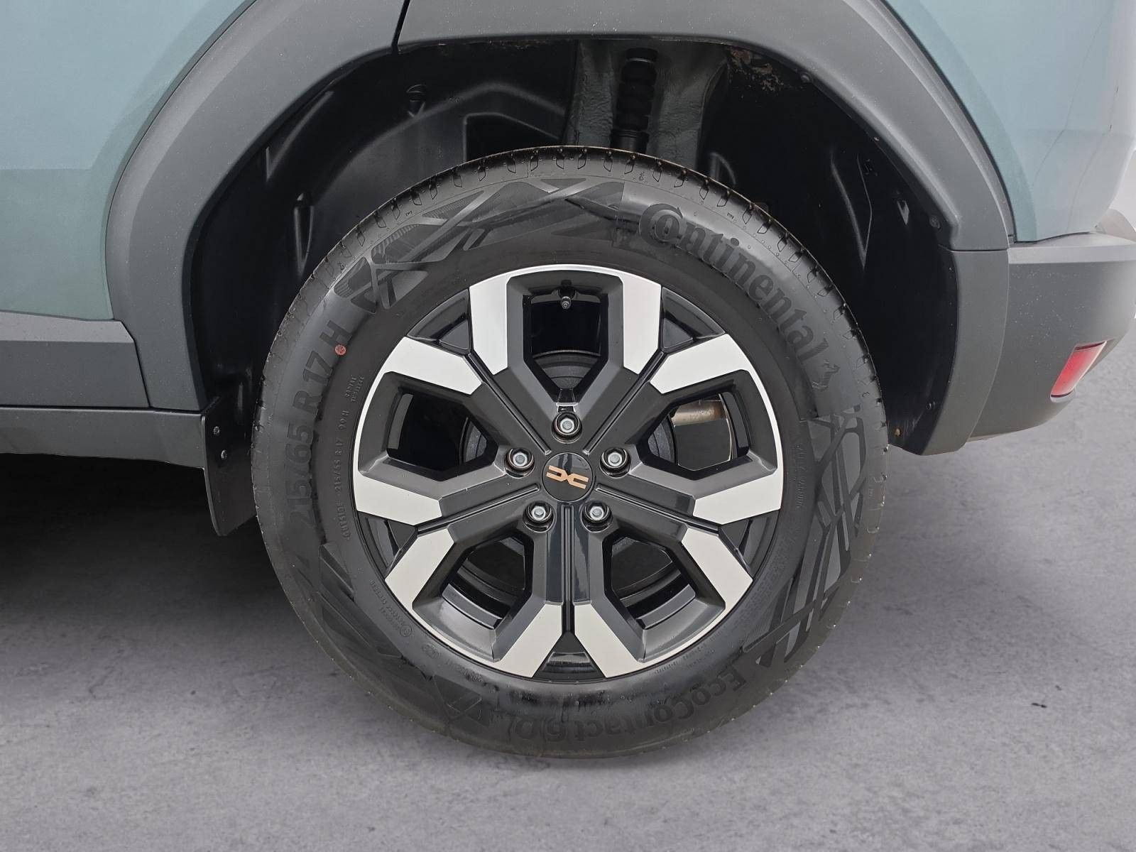 Vente en ligne Dacia Duster  Hybrid 140 au prix de 25 890 €