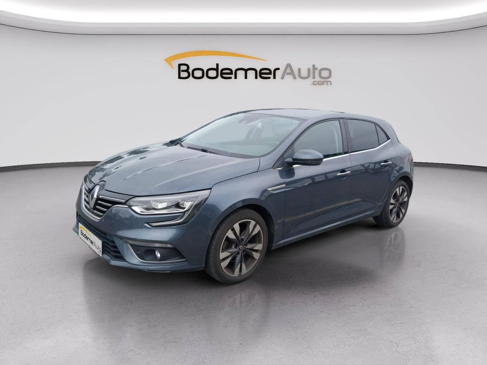 Renault Megane 4 Mégane IV Berline TCe 140 Energy EDC occasion de 2018 en vente à Loudéac