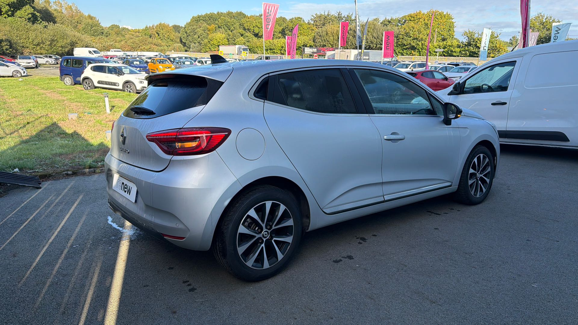 Vente en ligne Renault Clio 5 Clio TCe 140 au prix de 15 590 €