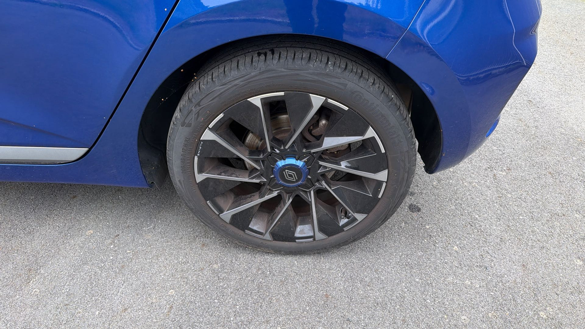 Vente en ligne Renault Clio 5 Clio TCe 90 au prix de 17 790 €