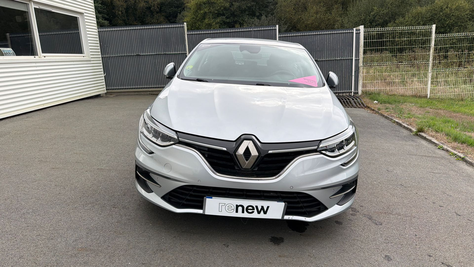 Vente en ligne Renault Megane 4 Mégane IV Berline Blue dCi 115 - 21B au prix de 14 790 €
