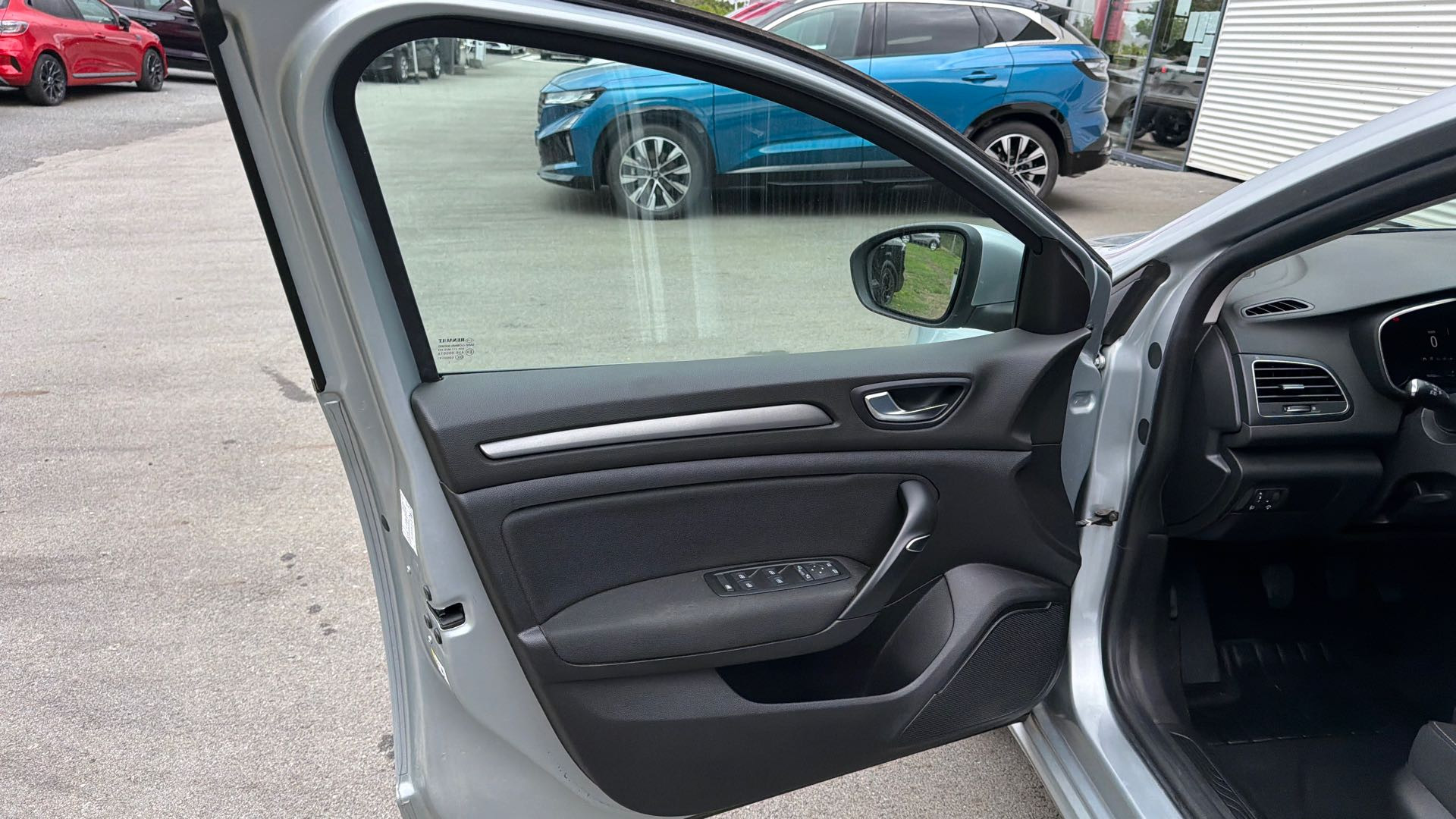 Vente en ligne Renault Megane 4 Mégane IV Berline Blue dCi 115 - 21B au prix de 14 790 €