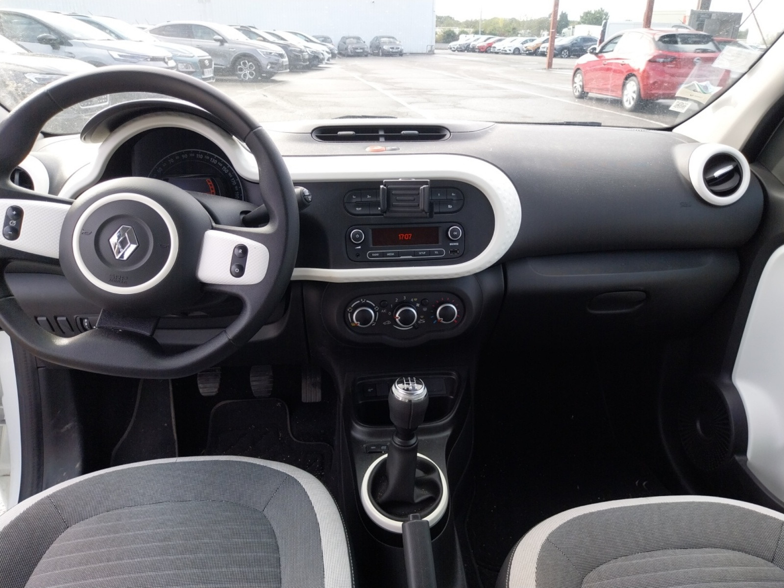 Vente en ligne Renault Twingo 3  SCe 65 au prix de 9 990 €