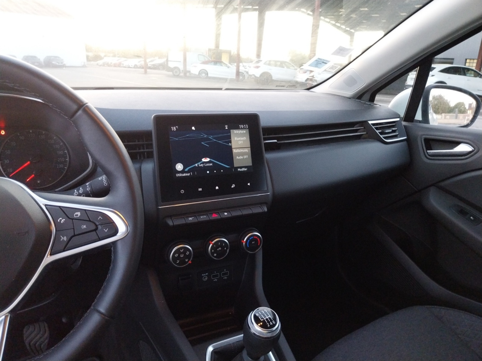 Vente en ligne Renault Clio 5 Clio TCe 100 GPL - 21N au prix de 12 990 €