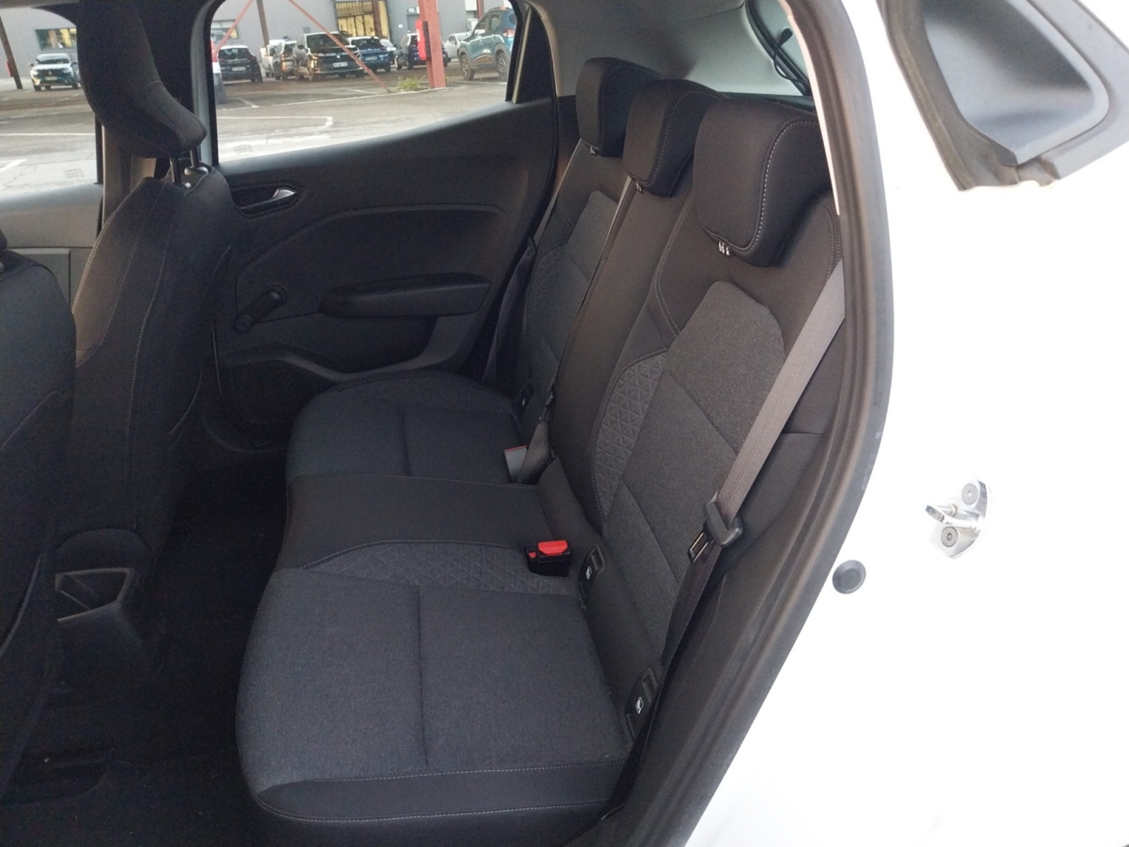Vente en ligne Renault Clio 5 Clio TCe 100 GPL - 21N au prix de 12 990 €
