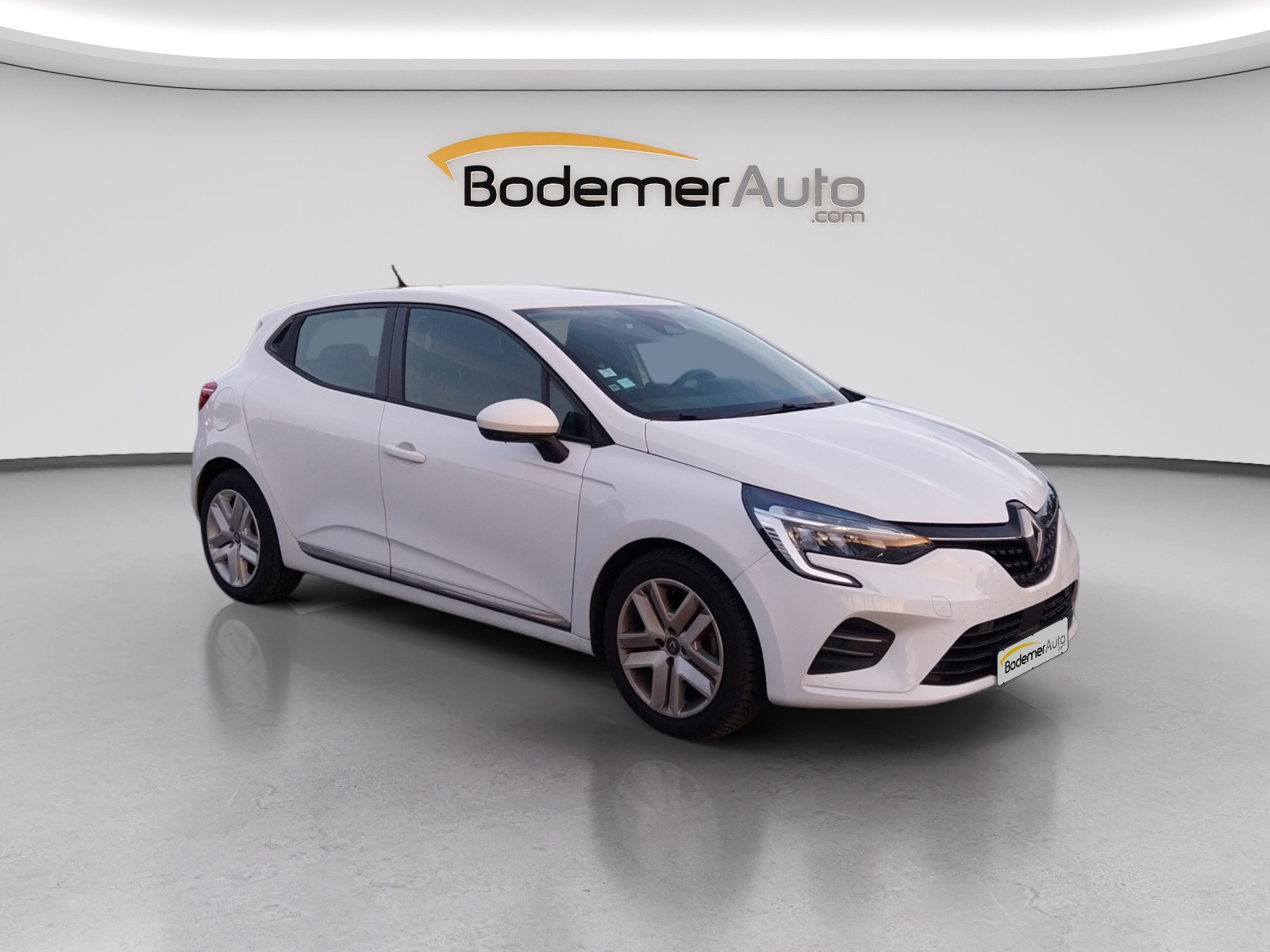 Vente en ligne Renault Clio 5 Clio TCe 100 GPL - 21N au prix de 12 990 €