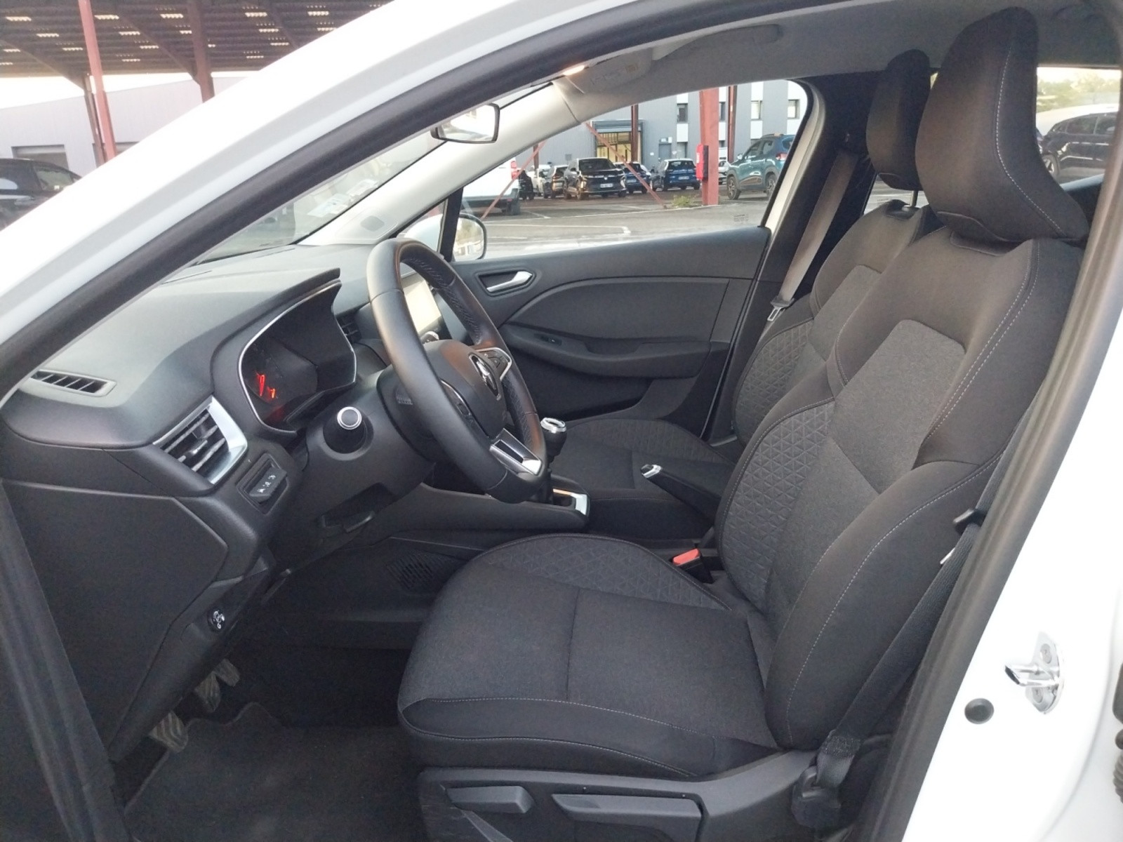 Vente en ligne Renault Clio 5 Clio TCe 100 GPL - 21N au prix de 12 990 €