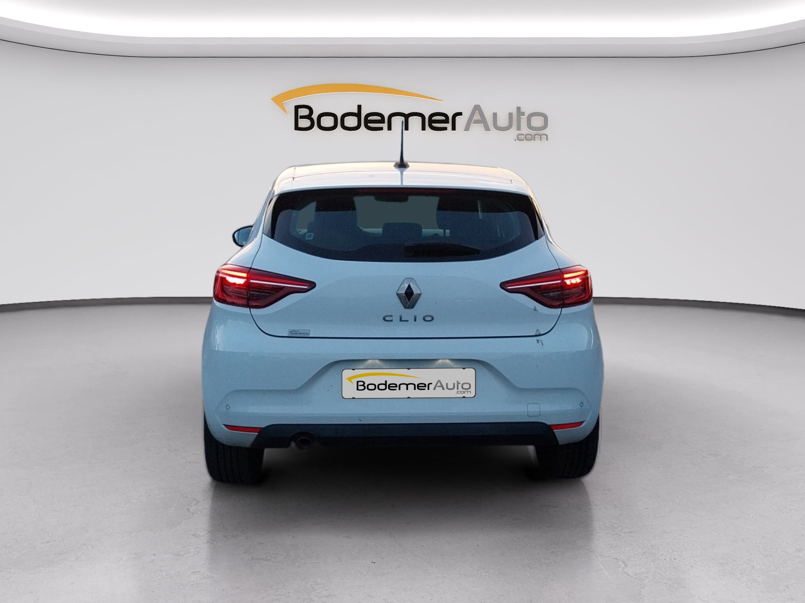 Vente en ligne Renault Clio 5 Clio TCe 100 GPL - 21N au prix de 12 990 €