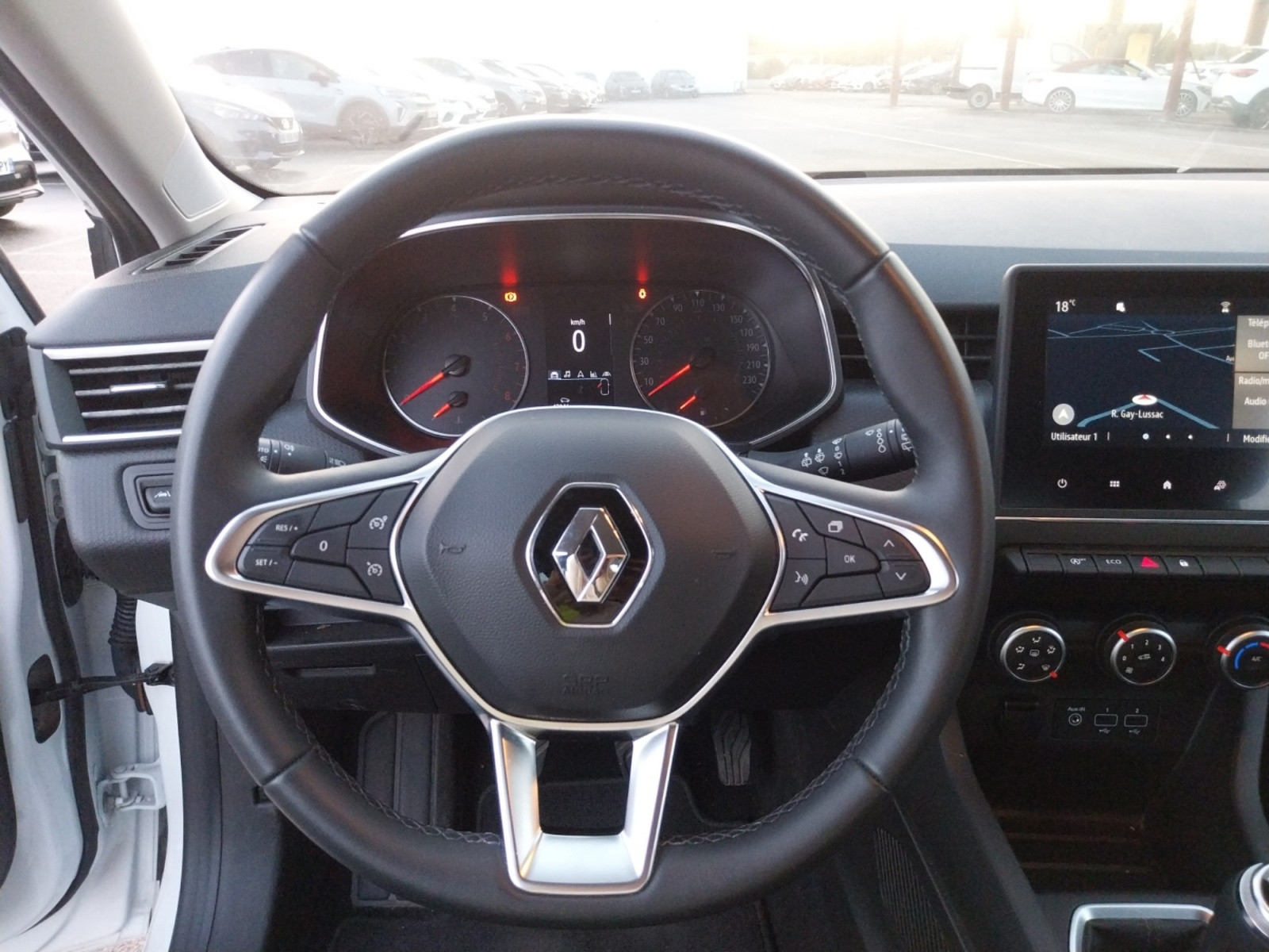 Vente en ligne Renault Clio 5 Clio TCe 100 GPL - 21N au prix de 12 990 €