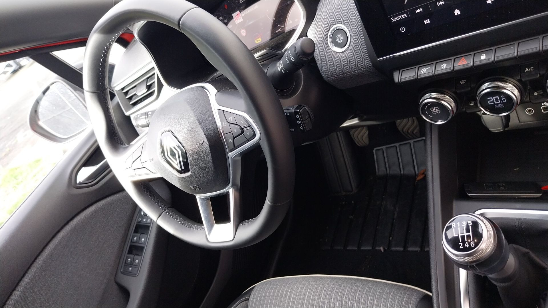 Vente en ligne Renault Clio 5 Clio TCe 90 au prix de 15 590 €