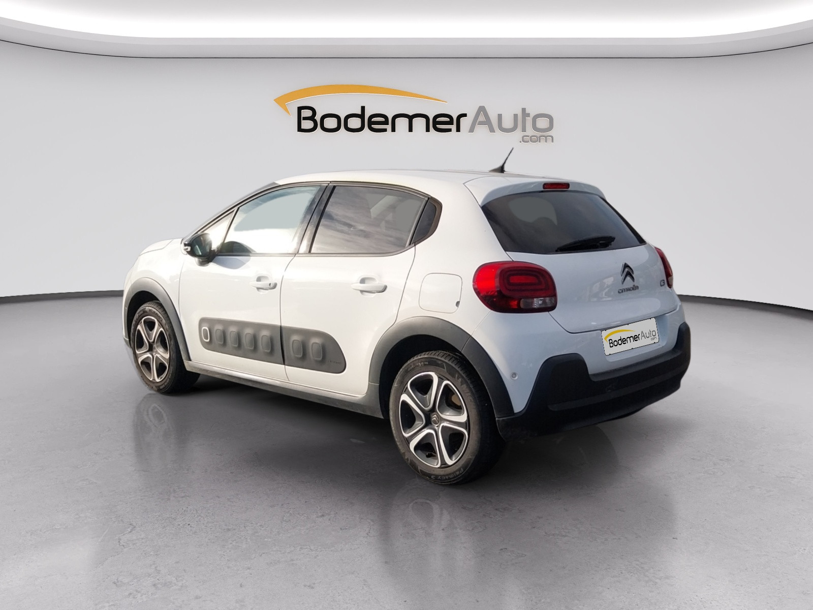 Vente en ligne Citroën C3 Business C3 PureTech 110 S&S BVM6 au prix de 9 590 €