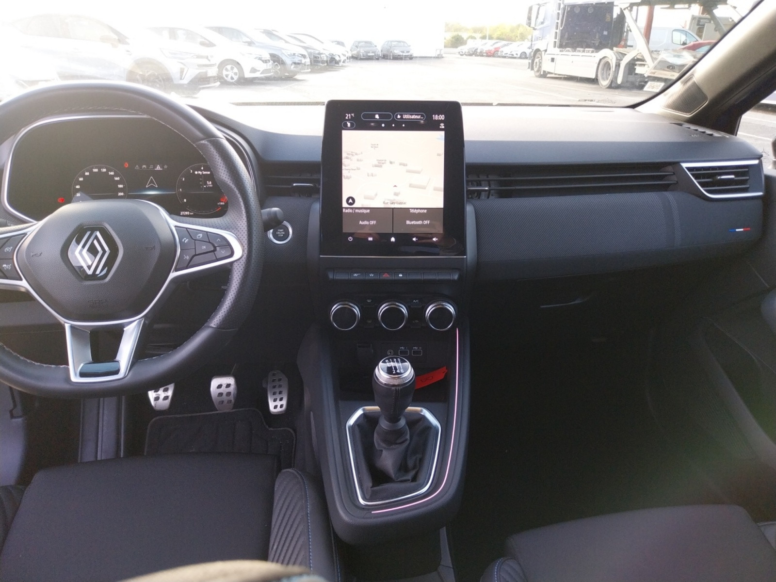 Vente en ligne Renault Clio 5 Clio TCe 90 au prix de 17 790 €