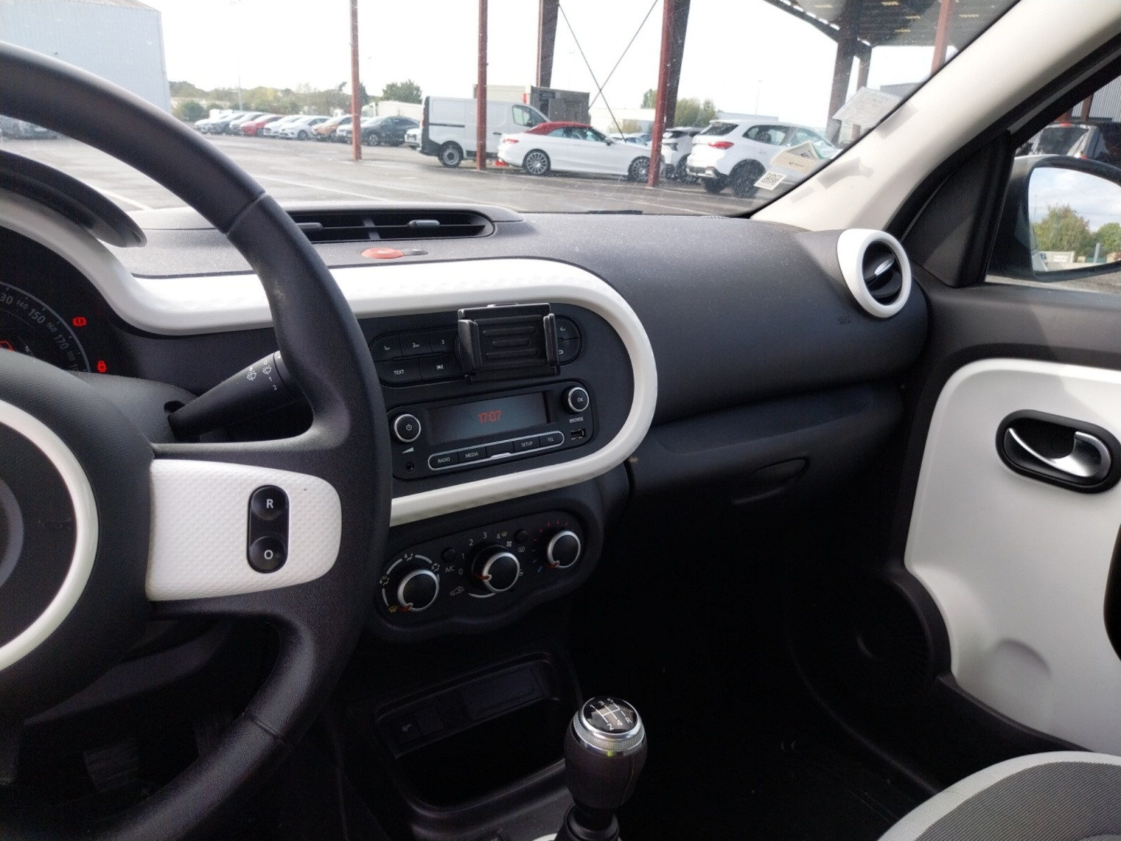 Vente en ligne Renault Twingo 3  SCe 65 au prix de 9 990 €
