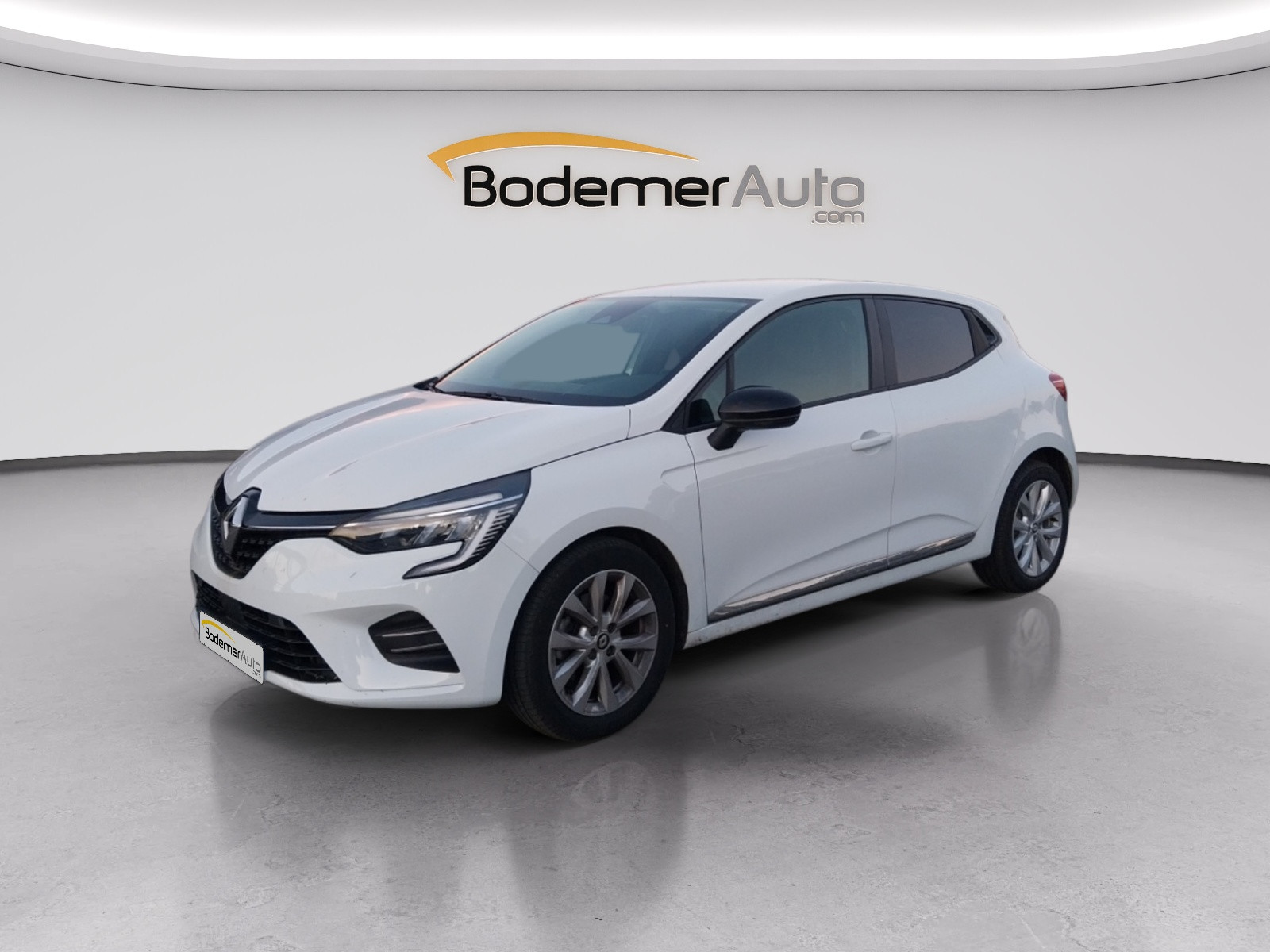 Renault Clio 5 Clio Blue dCi 100 occasion de 2024 en vente à Guingamp