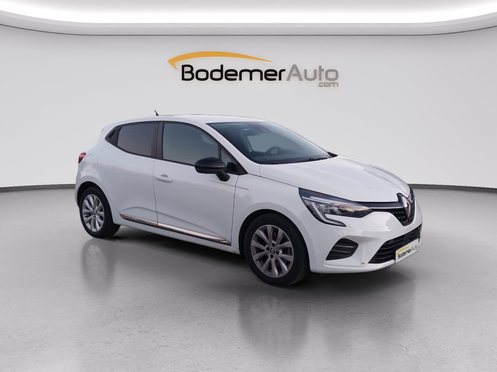 Vente en ligne Renault Clio 5 Clio Blue dCi 100 au prix de 15 990 €