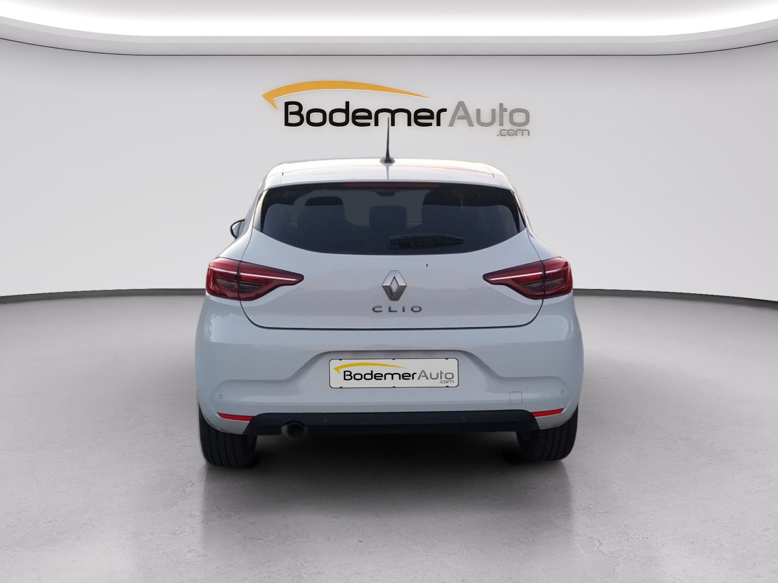 Vente en ligne Renault Clio 5 Clio Blue dCi 100 au prix de 15 990 €