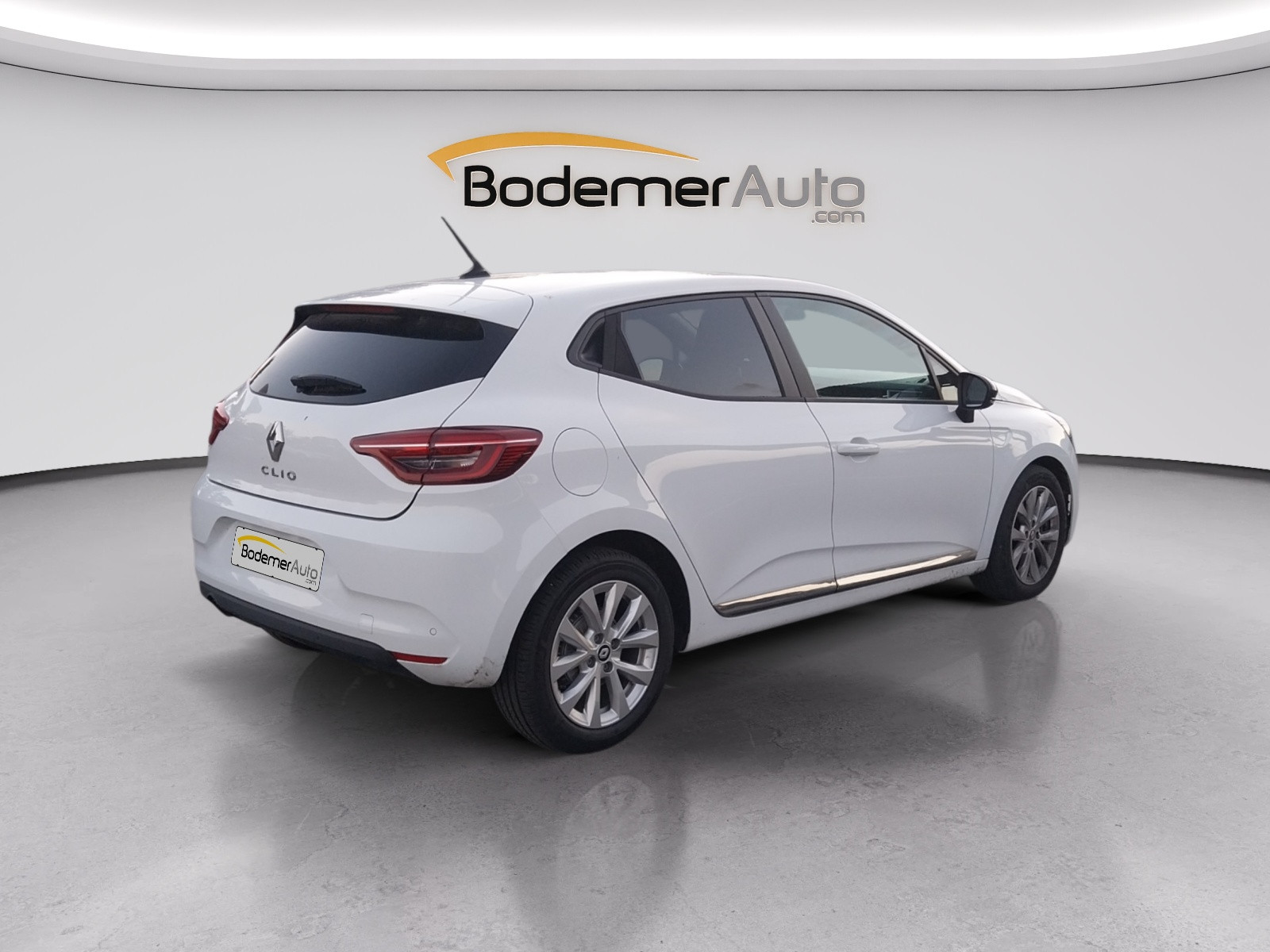 Vente en ligne Renault Clio 5 Clio Blue dCi 100 au prix de 15 990 €