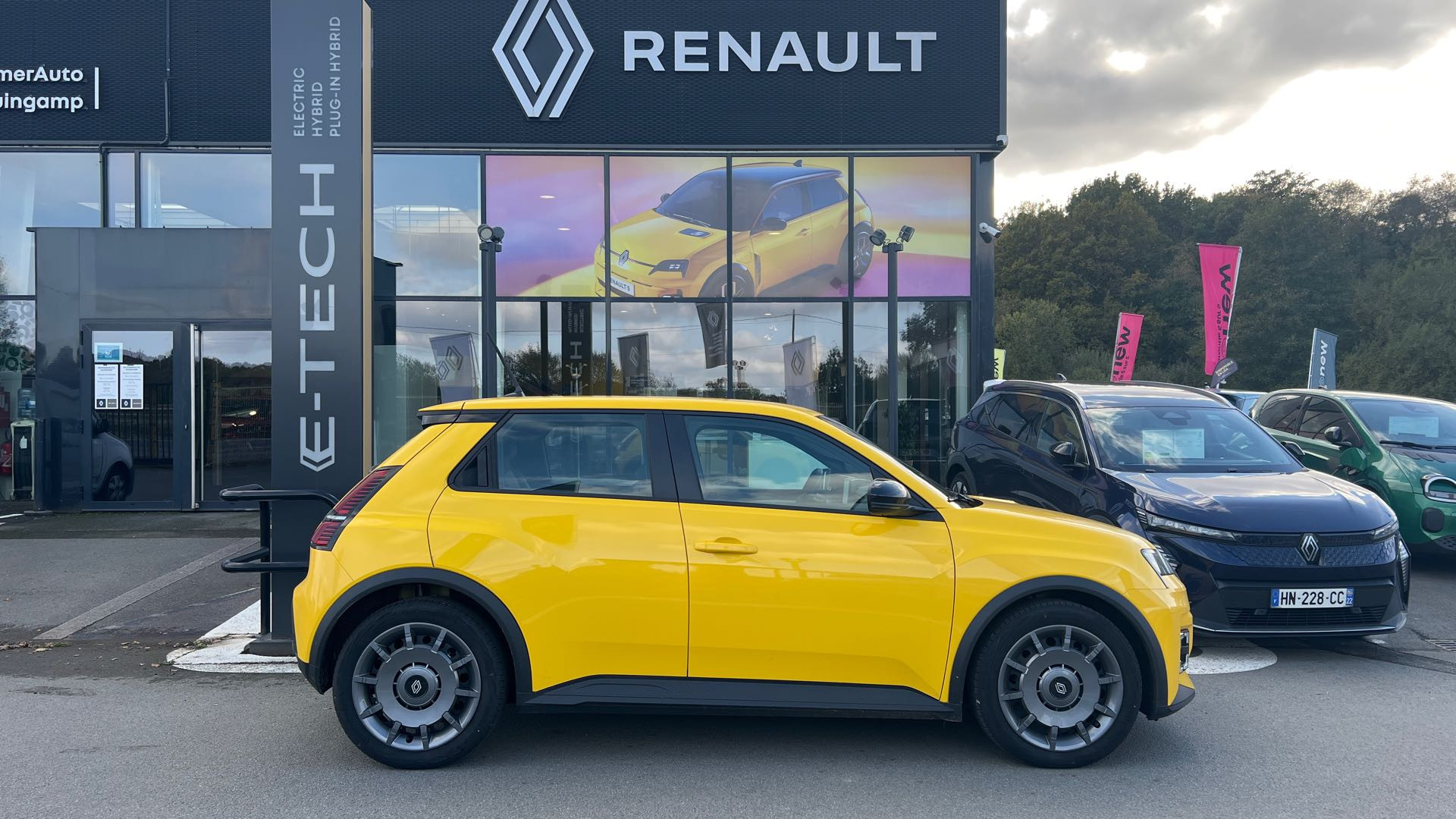 Vente en ligne Renault R5 E-Tech  120 ch autonomie urbaine au prix de 29 690 €