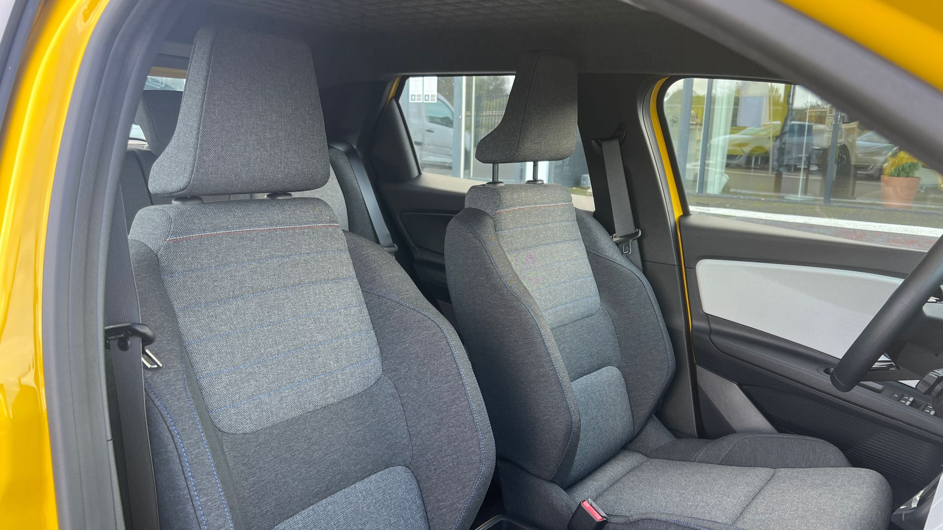 Vente en ligne Renault R5 E-Tech  120 ch autonomie urbaine au prix de 29 690 €