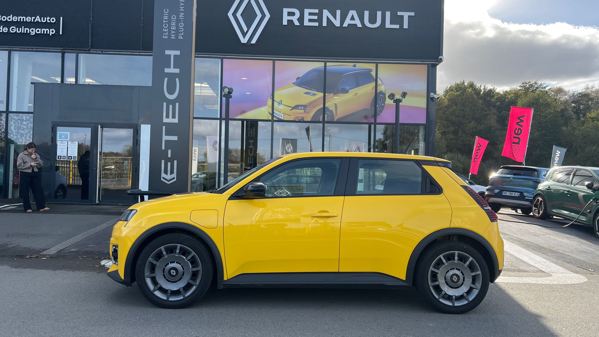 Vente en ligne Renault R5 E-Tech  120 ch autonomie urbaine au prix de 29 690 €