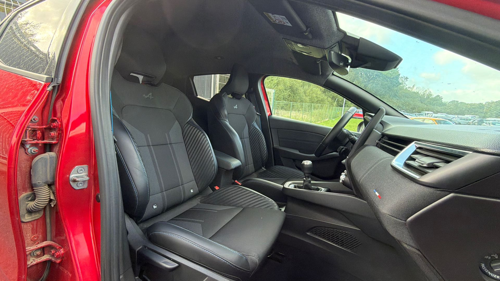 Vente en ligne Renault Clio 5 Clio TCe 90 au prix de 17 590 €
