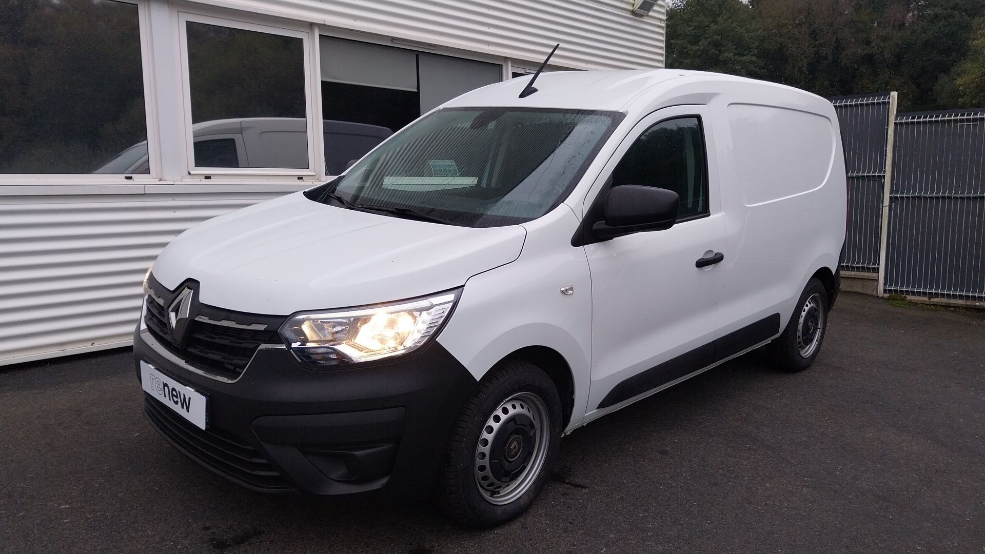 Renault Express Van  BLUE DCI 95 - 22 occasion de 2024 en vente à Guingamp