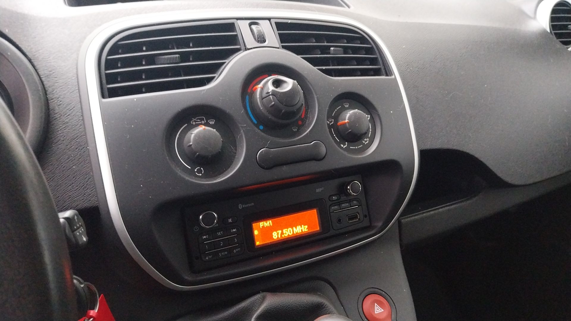 Vente en ligne Renault Kangoo Express  1.5 DCI 75 ENERGY E6 au prix de 12 990 €