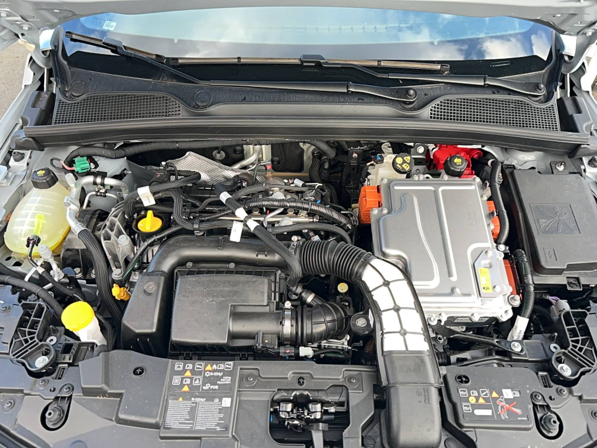 Vente en ligne Renault Clio 6 Clio E-Tech full hybrid 160 ch au prix de 29 990 €