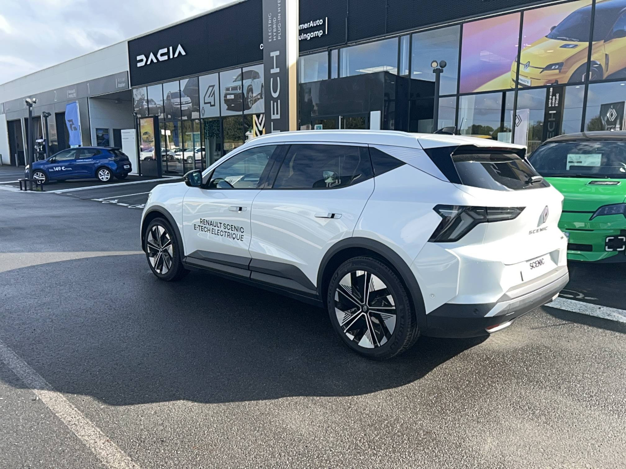 Vente en ligne Renault Scenic E-Tech Scenic E-Tech électrique 220 ch grande autonomie au prix de 47 590 €