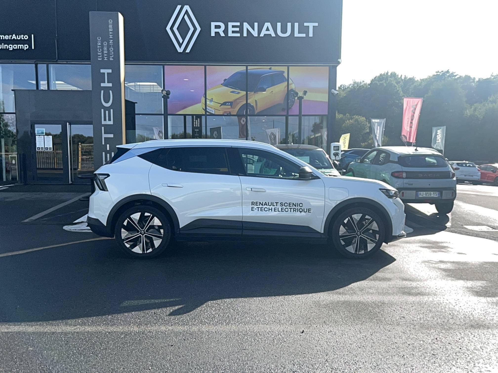 Vente en ligne Renault Scenic E-Tech Scenic E-Tech électrique 220 ch grande autonomie au prix de 47 590 €