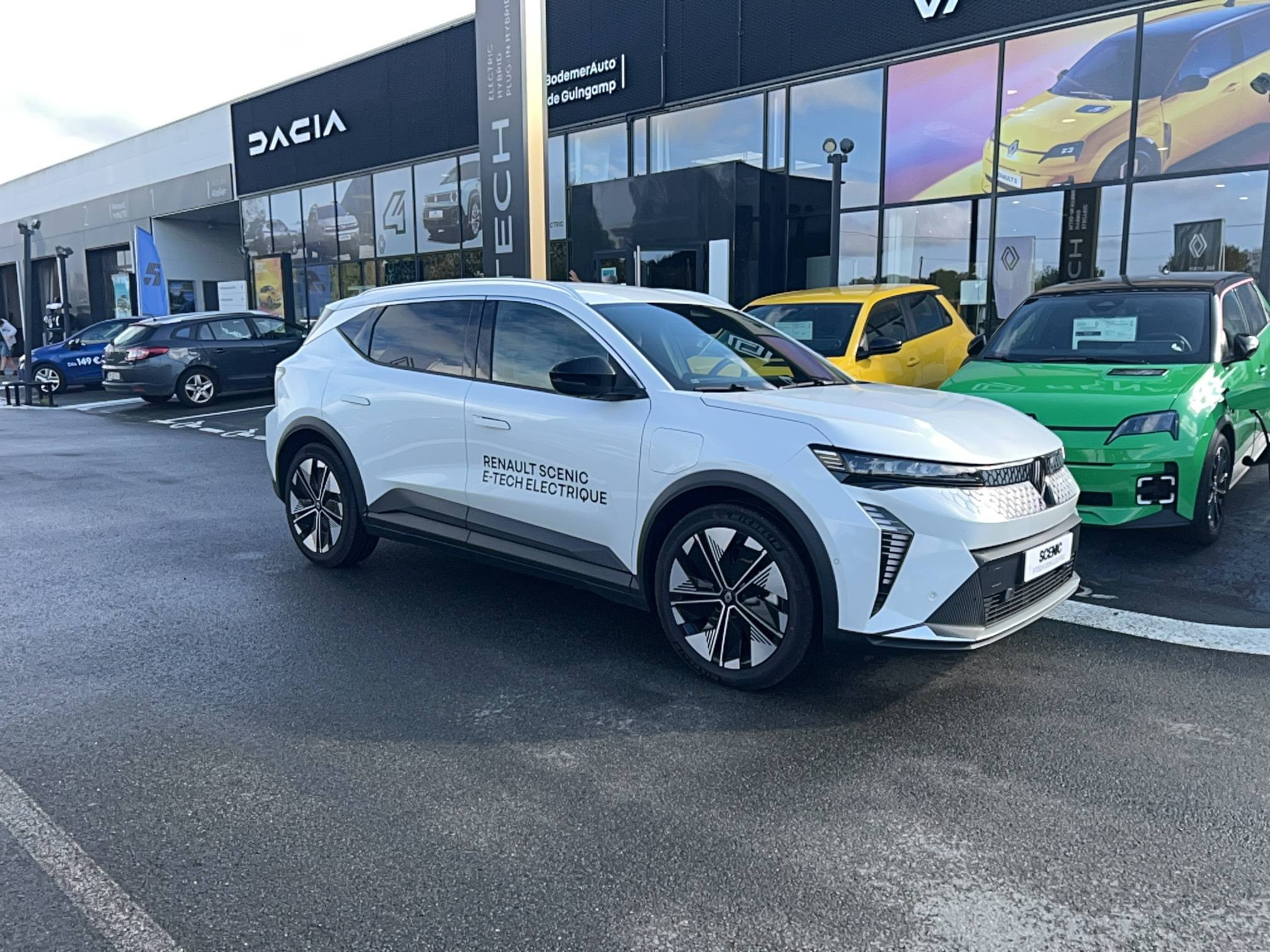 Vente en ligne Renault Scenic E-Tech Scenic E-Tech électrique 220 ch grande autonomie au prix de 47 590 €
