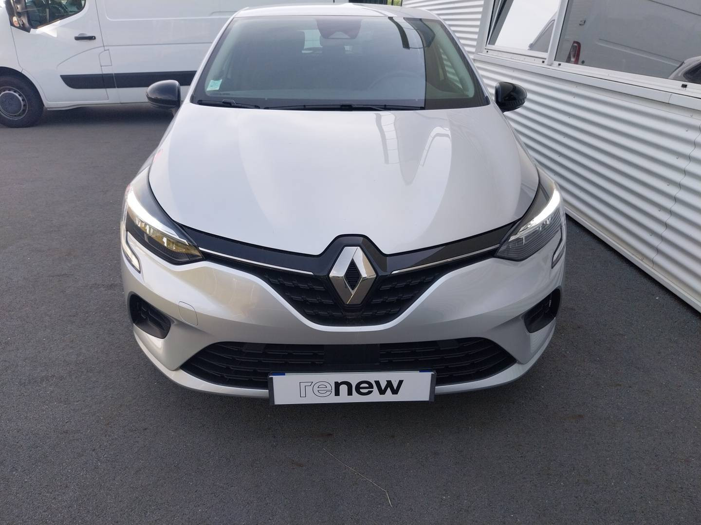 Vente en ligne Renault Clio 5 Clio TCe 90 au prix de 14 290 €